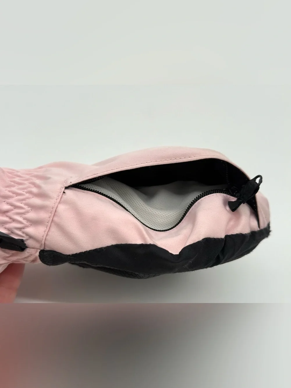 GUC Obermeyer Little Girls Gauntlet Cold-Weather Insulated Mittens in Pink L 6-7